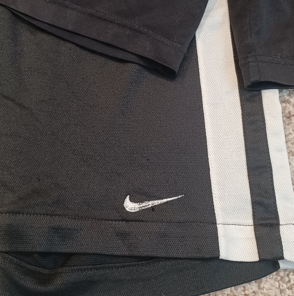 2 Pairs Nike Shorts - Picture 2 of 3